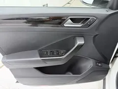 2022 Volkswagen T-Roc 280TSI DSG 2WD Comfort Plus, белый — фото 11
