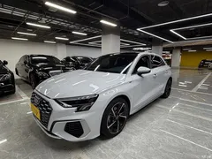 2023 Audi A3 Sportback 35 TFSI Enterprising and Elegant — фото 1