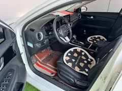 2020 Kia Cerato 1.5L CVT, белый — фото 10