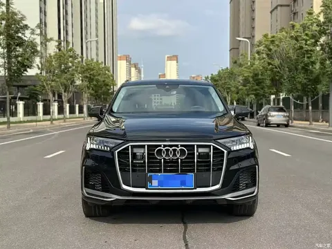 Audi Q7 2023