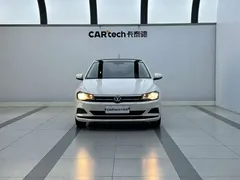 2021 Volkswagen Polo Plus 1.5L AT, белый — фото 2