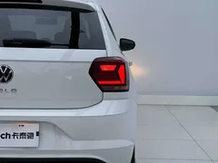 2021 Volkswagen Polo Plus 1.5L AT, белый — фото 8