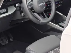 2022 Audi A3 Sportback 35 TFSI, белый — фото 3