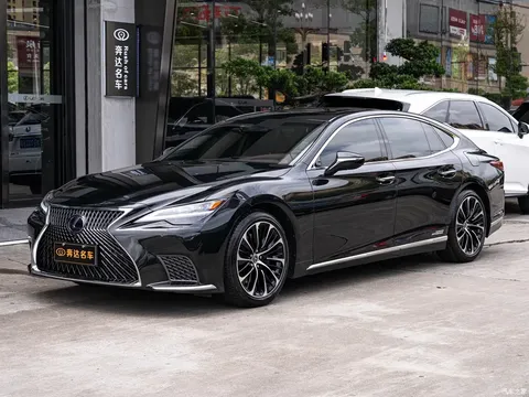 2021 Lexus LS 500h Executive