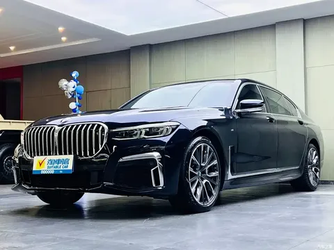 2021 BMW 7 Series 740Li Leading M Sport Package