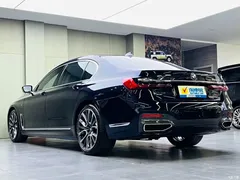 2021 BMW 7 Series 740Li Leading M Sport Package — фото 6