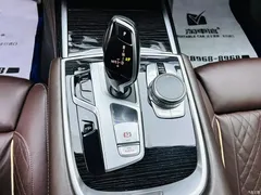 2021 BMW 7 Series 740Li Leading M Sport Package — фото 15