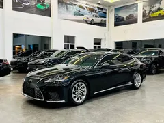 2021 Lexus LS 500h Luxury — фото 1