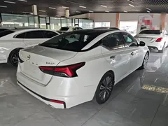 2022 Nissan Teana 2.0L XL-TLS, белый — фото 7