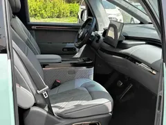 2025 Zeekr Mix Smart Driving, зелёный — фото 8