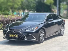 2023 Lexus ES 200, чёрный — фото 1