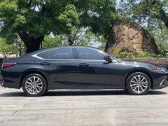 2023 Lexus ES 200, чёрный — фото 8