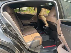 2023 Lexus ES 200, чёрный — фото 18
