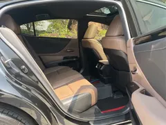 2023 Lexus ES 200, чёрный — фото 19