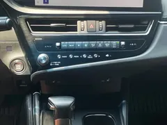 2023 Lexus ES 200, чёрный — фото 20