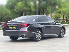 2022 Honda Accord Hybrid 2.0L — фото 4