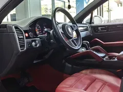 2022 Porsche Cayenne S 2.9T Platinum Edition, белый — фото 11