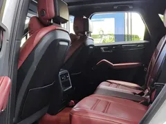 2022 Porsche Cayenne S 2.9T Platinum Edition, белый — фото 17