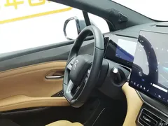 2026 BYD Song L DM-i 200KM — фото 22