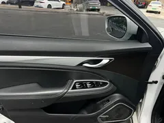 2021 Geely Emgrand GT 1.8T, белый — фото 9