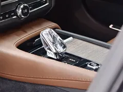 2021 Volvo S90, чёрный — фото 8