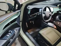 2025 Hongqi EH7 690, зелёный — фото 16