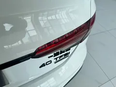 2023 Audi A4L 40 TFSI quattro, белый — фото 12