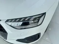 2023 Audi A4L 40 TFSI quattro, белый — фото 16