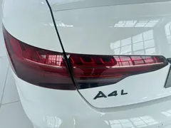 2023 Audi A4L 40 TFSI quattro, белый — фото 17
