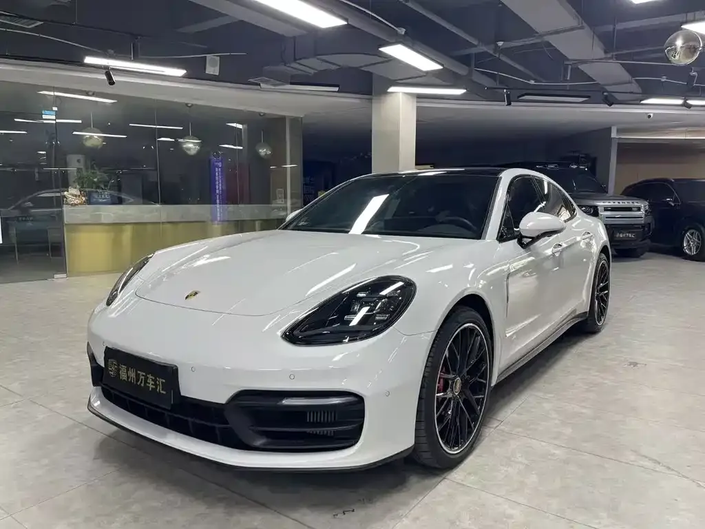 2023 Porsche Panamera 2.9T
