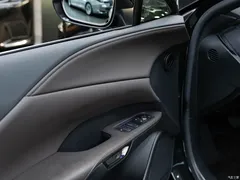 2023 Lexus RX New Energy 450h+ 4WD Enjoy — фото 18