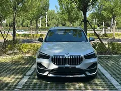 2022 BMW X1, белый — фото 1
