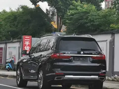 2020 BMW X7 xDrive40i, чёрный — фото 6