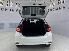 2022 Toyota Vios FS 1.5L 20th Anniversary, белый — фото 15