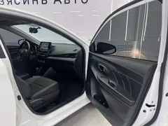2022 Toyota Vios FS 1.5L 20th Anniversary, белый — фото 16