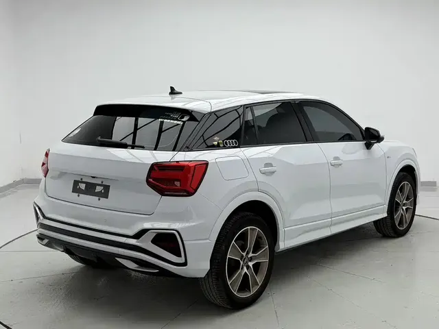 2022 Audi Q2L 35 TFSI Fashion Sport