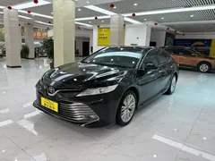 2021 Toyota Camry 2.5G Luxury, чёрный — фото 1