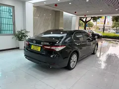 2021 Toyota Camry 2.5G Luxury, чёрный — фото 7