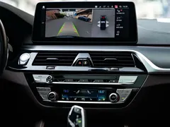 2022 BMW 5 Series 5 540i Fashion M, чёрный — фото 11