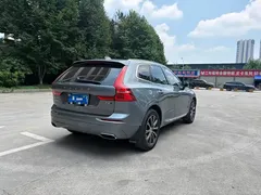 2021 Volvo XC60 T5 4WD Sport, синий — фото 4