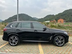 2022 BMW X5 40Li M sports — фото 4