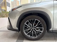 2022 Lexus NX 350h front-wheel drive Creation — фото 11