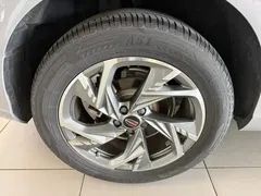 2023 Hongqi HS3 2.0T 4WD — фото 12