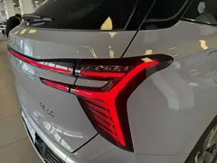 2023 Hongqi HS3 2.0T 4WD — фото 16