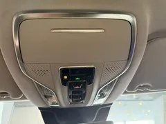2023 Hongqi HS3 2.0T 4WD — фото 28