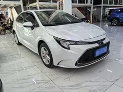 2022 Toyota Levin 185T CVT Luxury, белый — фото 3