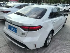 2021 Toyota Levin Hybrid 1.8H E-CVT Luxury, белый — фото 3