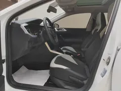 2021 Volkswagen Polo Plus 1.5L AT, белый — фото 4