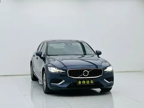 2023 Volvo S60