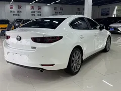 2022 Mazda 3 2.0L AT, белый — фото 6